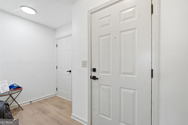 142 River Oaks Drive, Woodstock, GA 30188