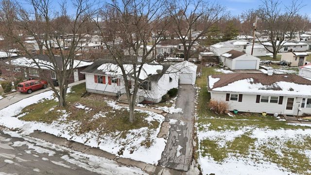 412 Edgeknoll Lane, Fort Wayne, IN 46816