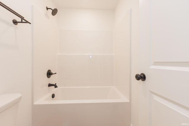 13 Red Oak Drive, Bedford, IN 47421