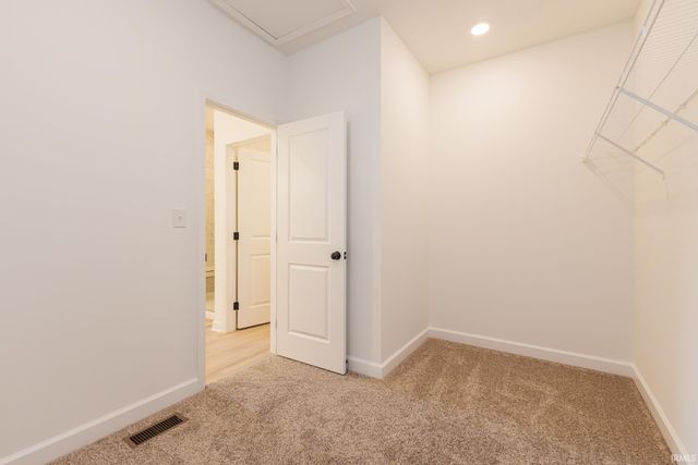 13 Red Oak Drive, Bedford, IN 47421