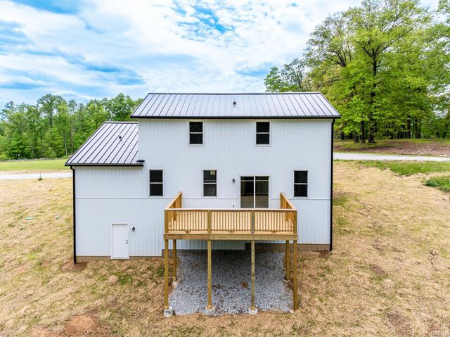 13 Red Oak Drive, Bedford, IN 47421