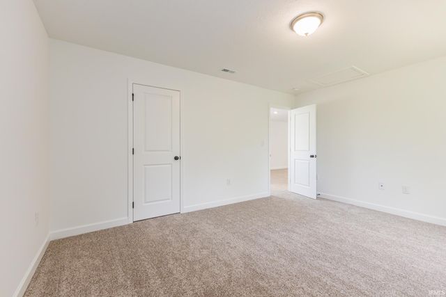 13 Red Oak Drive, Bedford, IN 47421