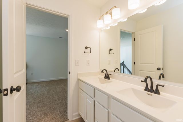 13 Red Oak Drive, Bedford, IN 47421