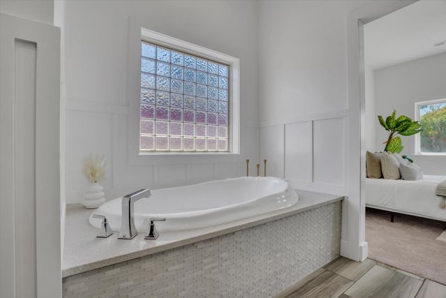 565 Springcreek Pl, Manteca, CA 95337