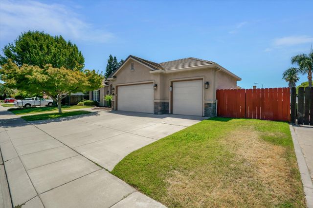 565 Springcreek Pl, Manteca, CA 95337