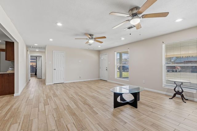 2909 Rosemary Lane, Houston, TX 77093