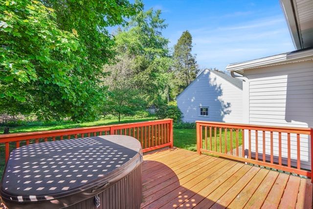 2164 Wilbraham Rd, Springfield, MA 01129