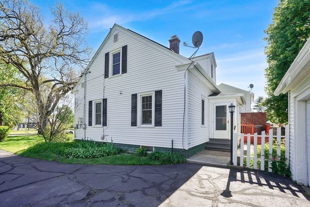 2164 Wilbraham Rd, Springfield, MA 01129