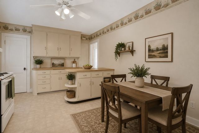 2164 Wilbraham Rd, Springfield, MA 01129