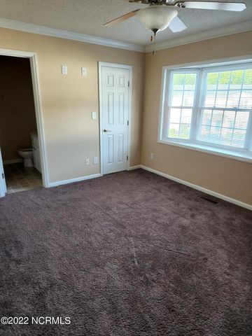 902 Spring Forest Road K8, Greenville, NC 27834