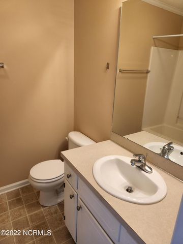 902 Spring Forest Road K8, Greenville, NC 27834