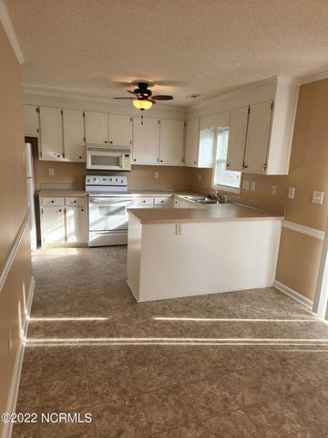 902 Spring Forest Road K8, Greenville, NC 27834