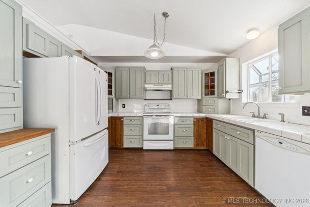 61 Buffalo Pass, Osage, OK 74054