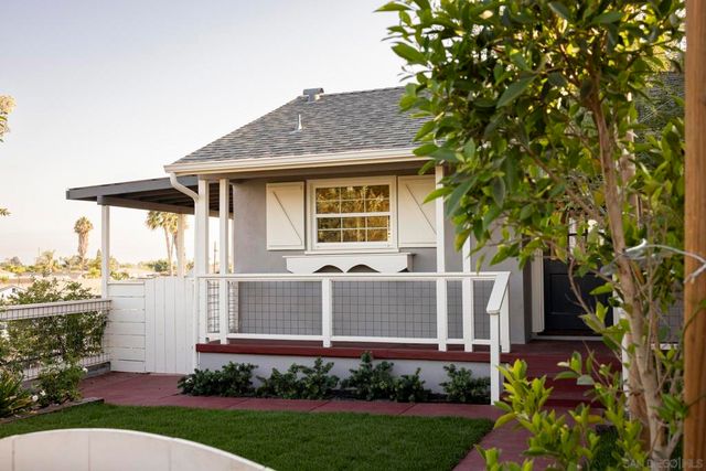 5321 Logan Ave., San Diego, CA 92114