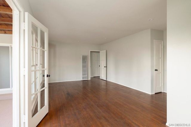 5321 Logan Ave., San Diego, CA 92114