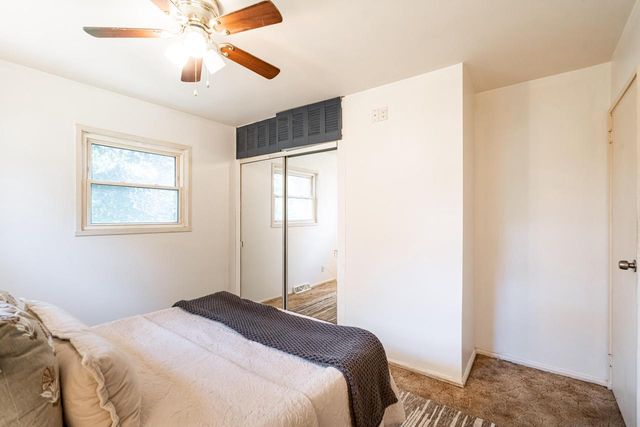 10504 S 4th AVENUE, Oak Creek, WI 53154
