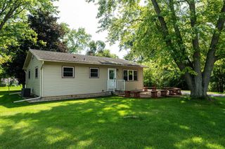 10504 S 4th AVENUE, Oak Creek, WI 53154