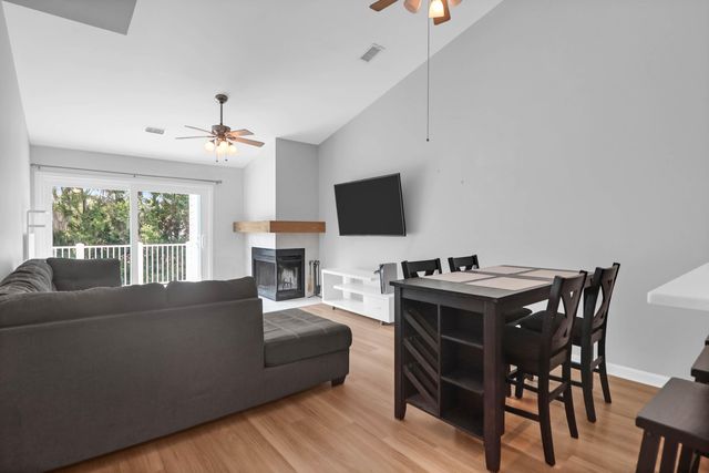 857 Liriope Lane E, Mount Pleasant, SC 29464