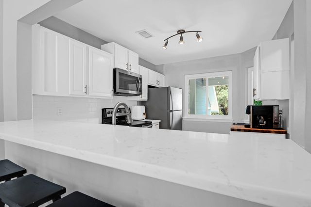 857 Liriope Lane E, Mount Pleasant, SC 29464