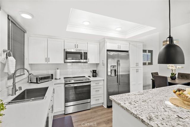 56 Calle Cadiz O, Laguna Woods, CA 92637