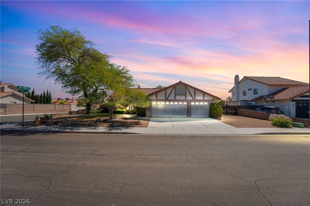 1500 Cutler Drive, Las Vegas, NV 89117