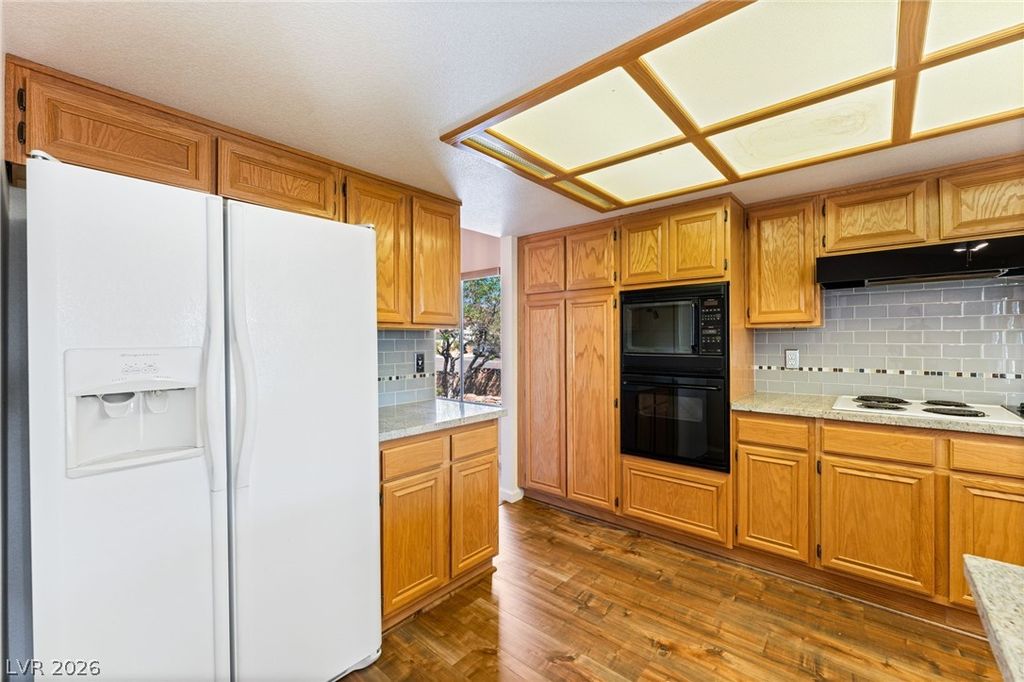 Image 17 of property listing at 1500 Cutler Drive, Las Vegas, NV 89117