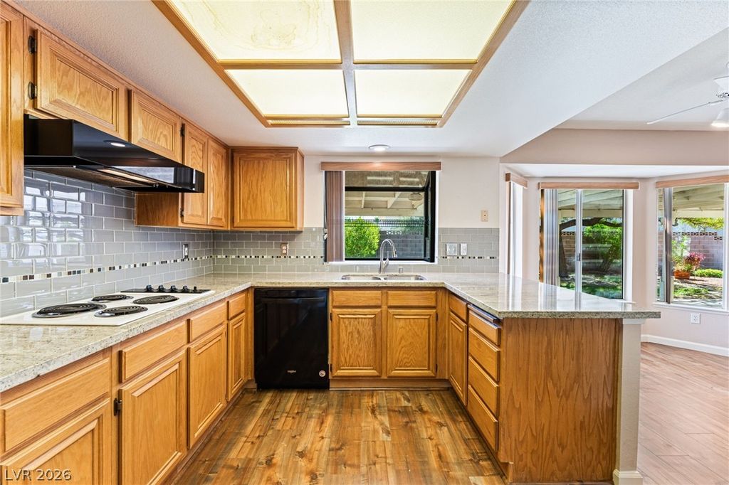 Image 18 of property listing at 1500 Cutler Drive, Las Vegas, NV 89117