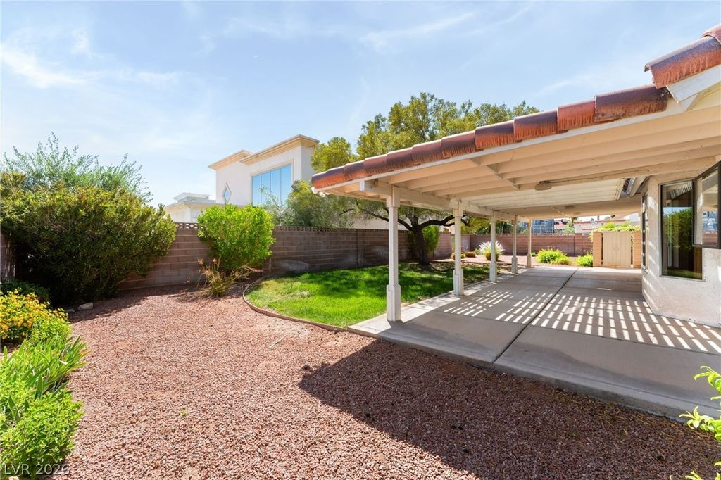 Image 34 of property listing at 1500 Cutler Drive, Las Vegas, NV 89117