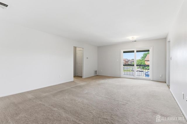 114 Beverly Hill Terrace H, Woodbridge Proper, NJ 07095