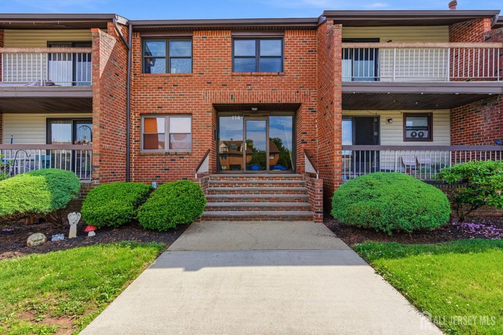 114 Beverly Hill Terrace H, Woodbridge Proper, NJ 07095