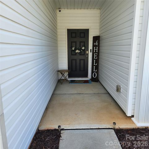 8623 Ballard Hills Court, Charlotte, NC 28215