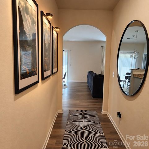 8623 Ballard Hills Court, Charlotte, NC 28215