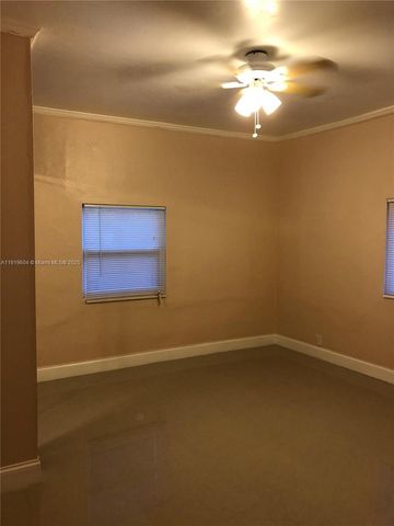 76 NE 48th St, Miami, FL 33137