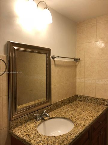 76 NE 48th St, Miami, FL 33137