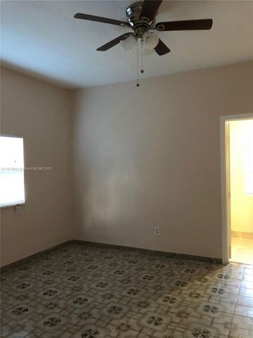 76 NE 48th St, Miami, FL 33137