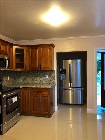 76 NE 48th St, Miami, FL 33137