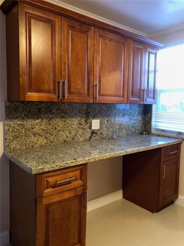 76 NE 48th St, Miami, FL 33137