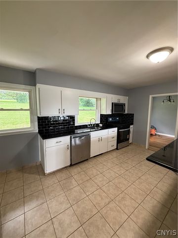 5971 South Street Road, Fleming, NY 13021