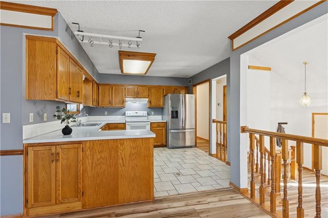 506 Mill Court, Belton, MO 64012