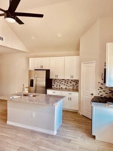 11907 Nelwood Street, Willis, TX 77318