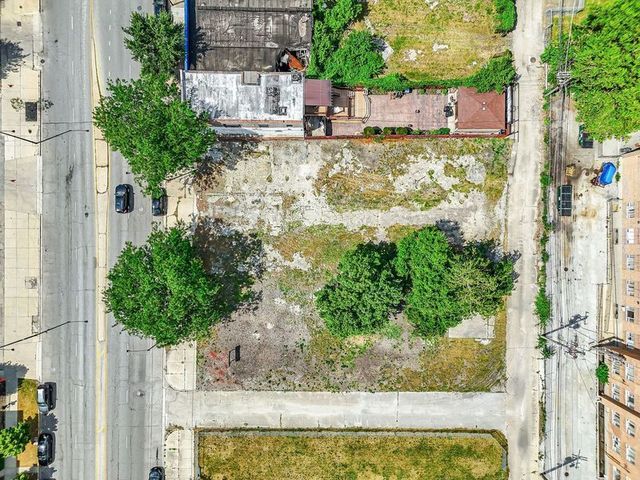 4317 S State Street, Chicago, IL 60609