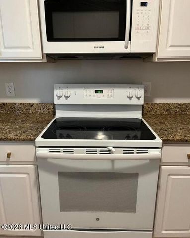 141 Pine Grove Avenue, B, Biloxi, MS 39531