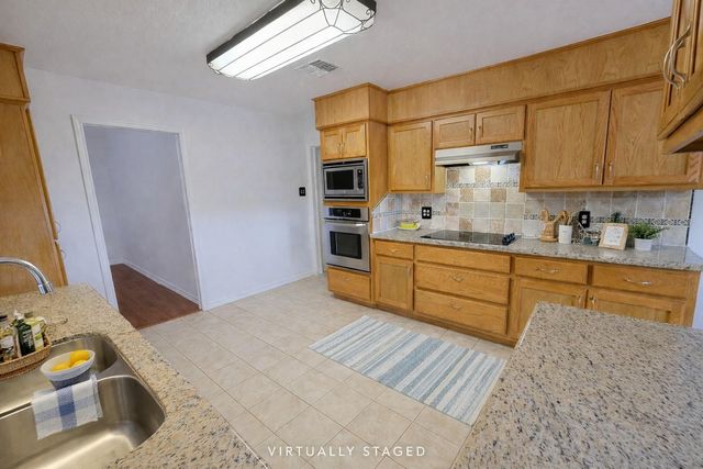 805 Bormann Street, Brenham, TX 77833