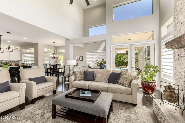 1605 E SALTSAGE Drive, Phoenix, AZ 85048