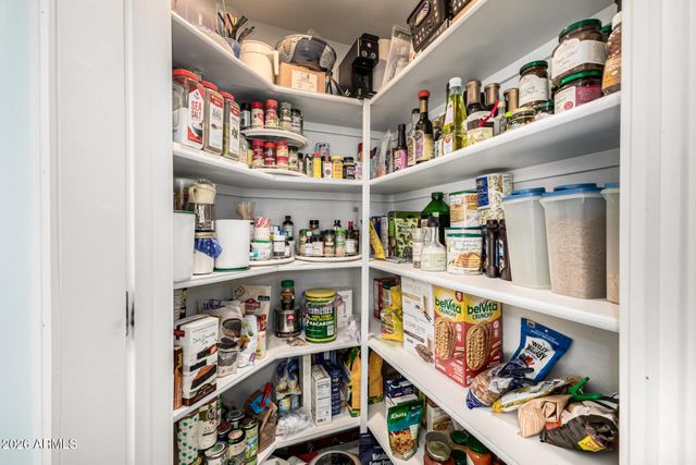 1605 E SALTSAGE Drive, Phoenix, AZ 85048