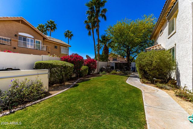 1605 E SALTSAGE Drive, Phoenix, AZ 85048