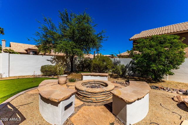 1605 E SALTSAGE Drive, Phoenix, AZ 85048