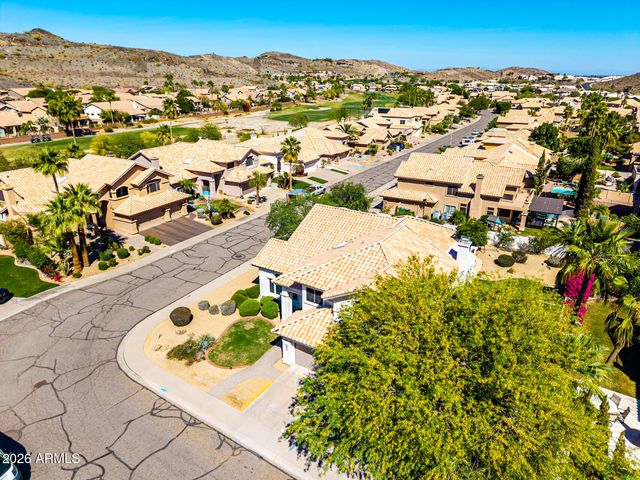 1605 E SALTSAGE Drive, Phoenix, AZ 85048