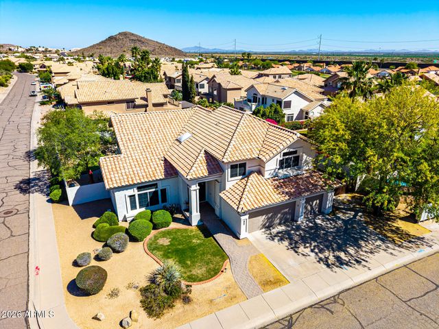 1605 E SALTSAGE Drive, Phoenix, AZ 85048