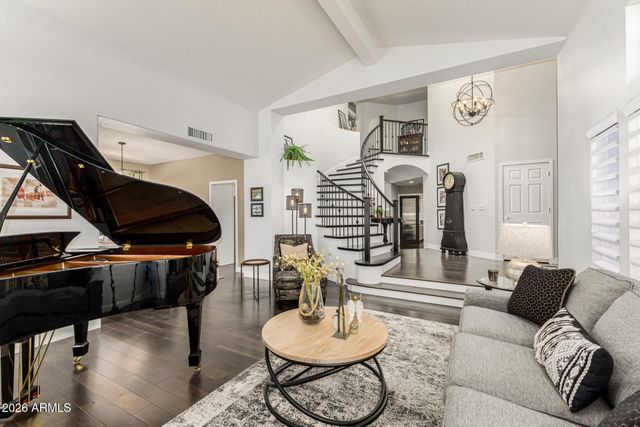 1605 E SALTSAGE Drive, Phoenix, AZ 85048